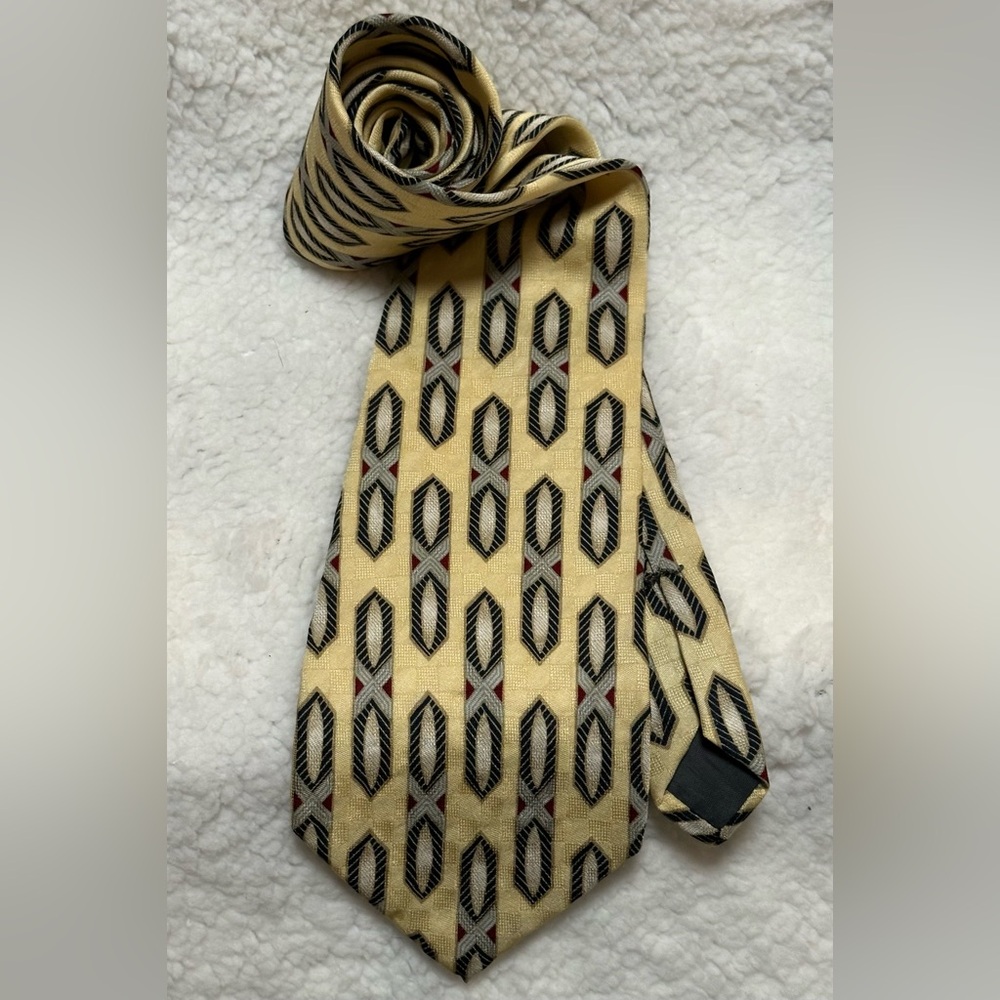 Vintage Barbara Blank 100% Silk Geometric Long 65”x4” Tie Yellow, Black & White
